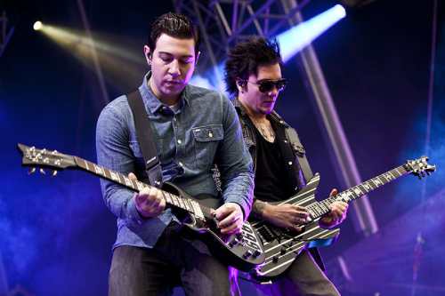 Photo of the band Avenged Sevenfold
