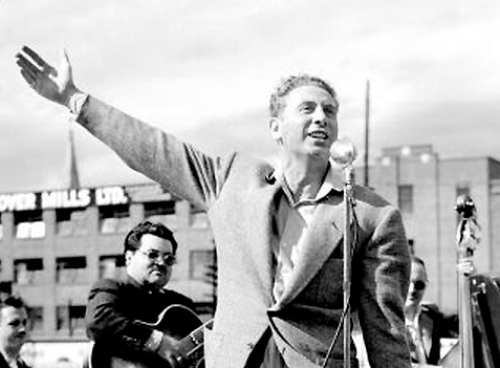 Photo de Charles Trenet en 1946