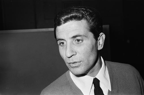 Photo de Gilbert Bécaud en 1965