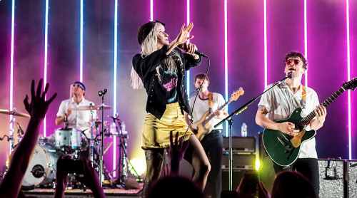 Photo of Paramore at Royal Albert Hall in 2017