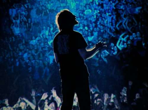 Photo of Pearl Jam performing at the MEN Arena, Manchester, on Thursday the 21st of June 2012